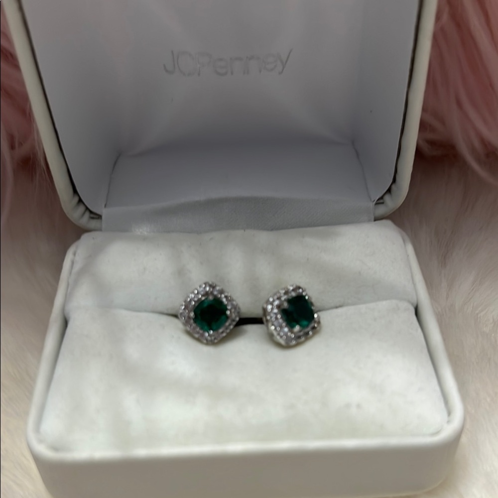 JCPenney Silver and Green Halo Earrings